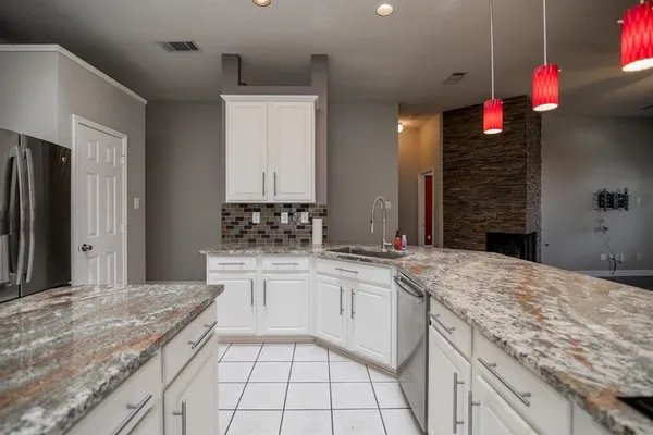 $2,700 | 806 Amber Court, Allen, TX 75002