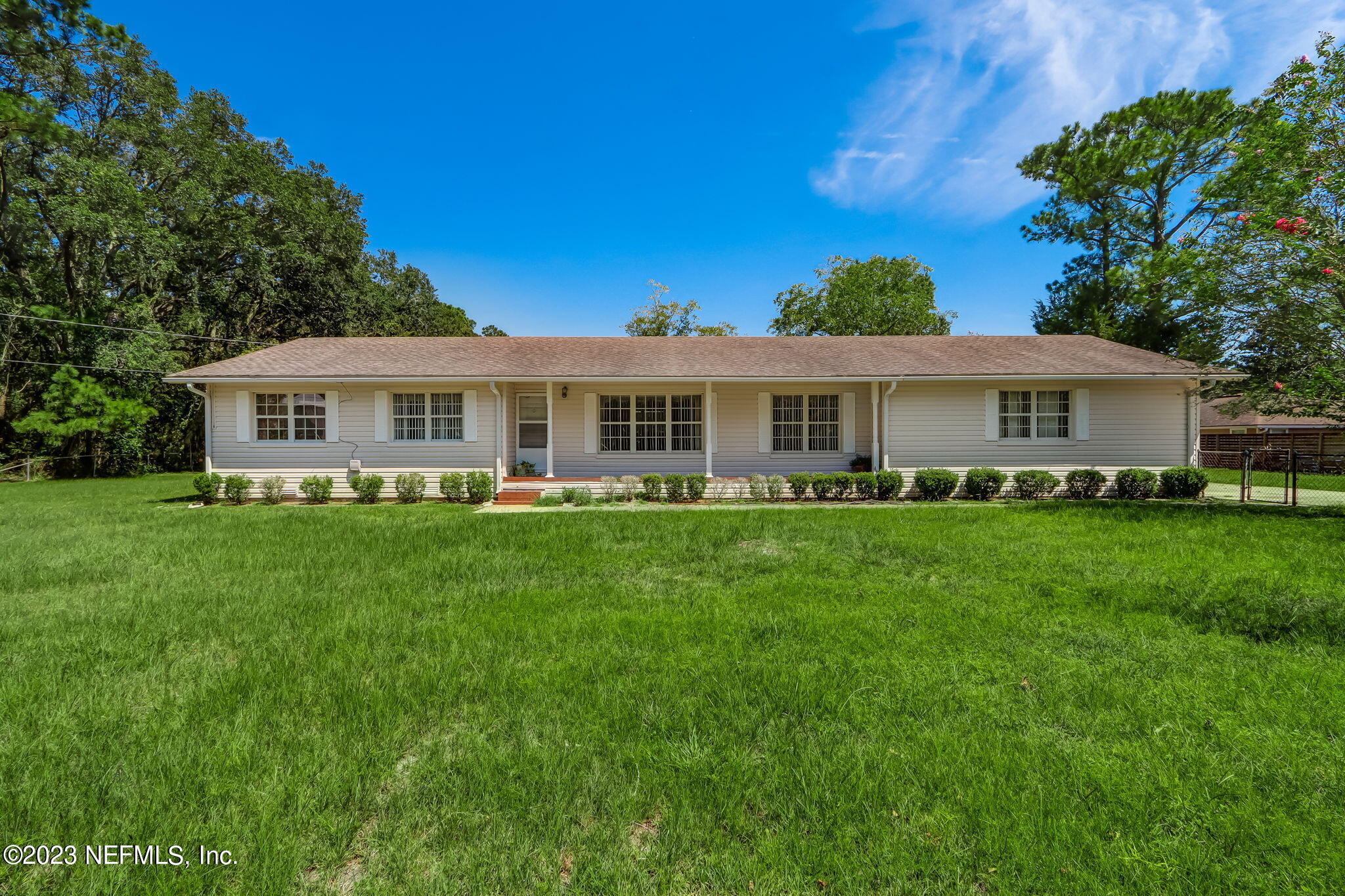 12929 Peaceful Road Jacksonville, FL 32226 - Photo 3 of 45 3-web-or-mls-12929 Peaceful Rd (3 of 41)