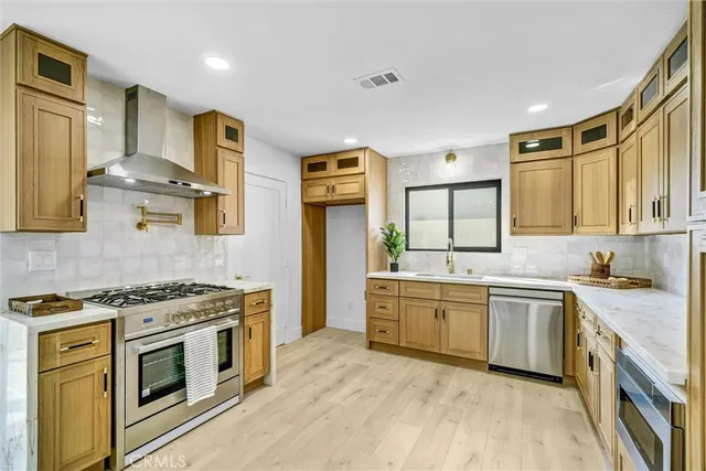 $1,350,000 | 6032 Vane Circle, Huntington Beach, CA 92647