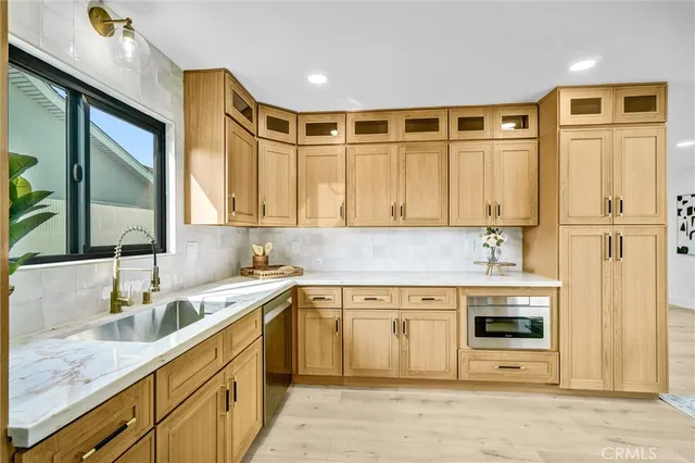 $1,350,000 | 6032 Vane Circle, Huntington Beach, CA 92647