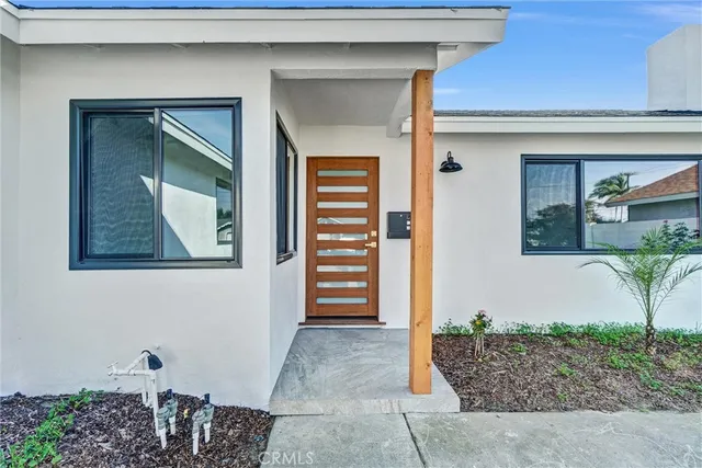 $1,350,000 | 6032 Vane Circle, Huntington Beach, CA 92647