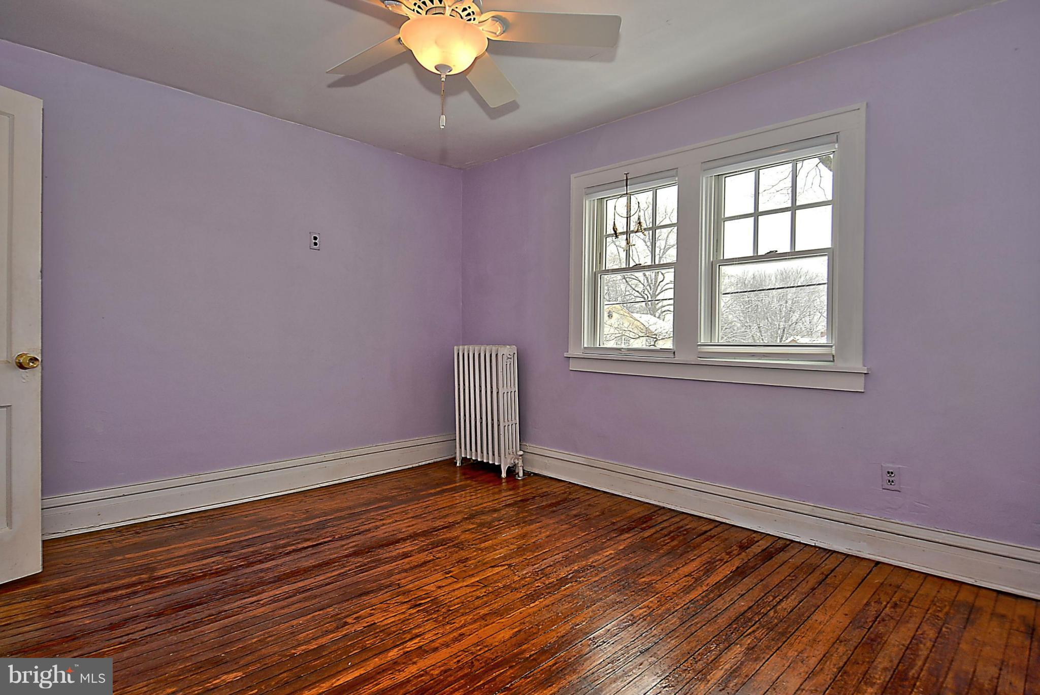 820 Bonifant Street Silver Spring, MD 20910 - Photo 23 of 30 Bedroom