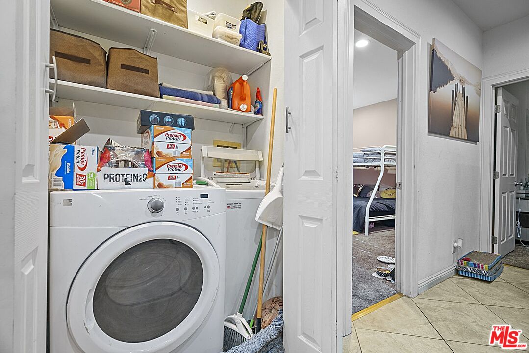 456 West Tichenor Street Compton, CA 90220 - Photo 20 of 22 Gallery Image 20