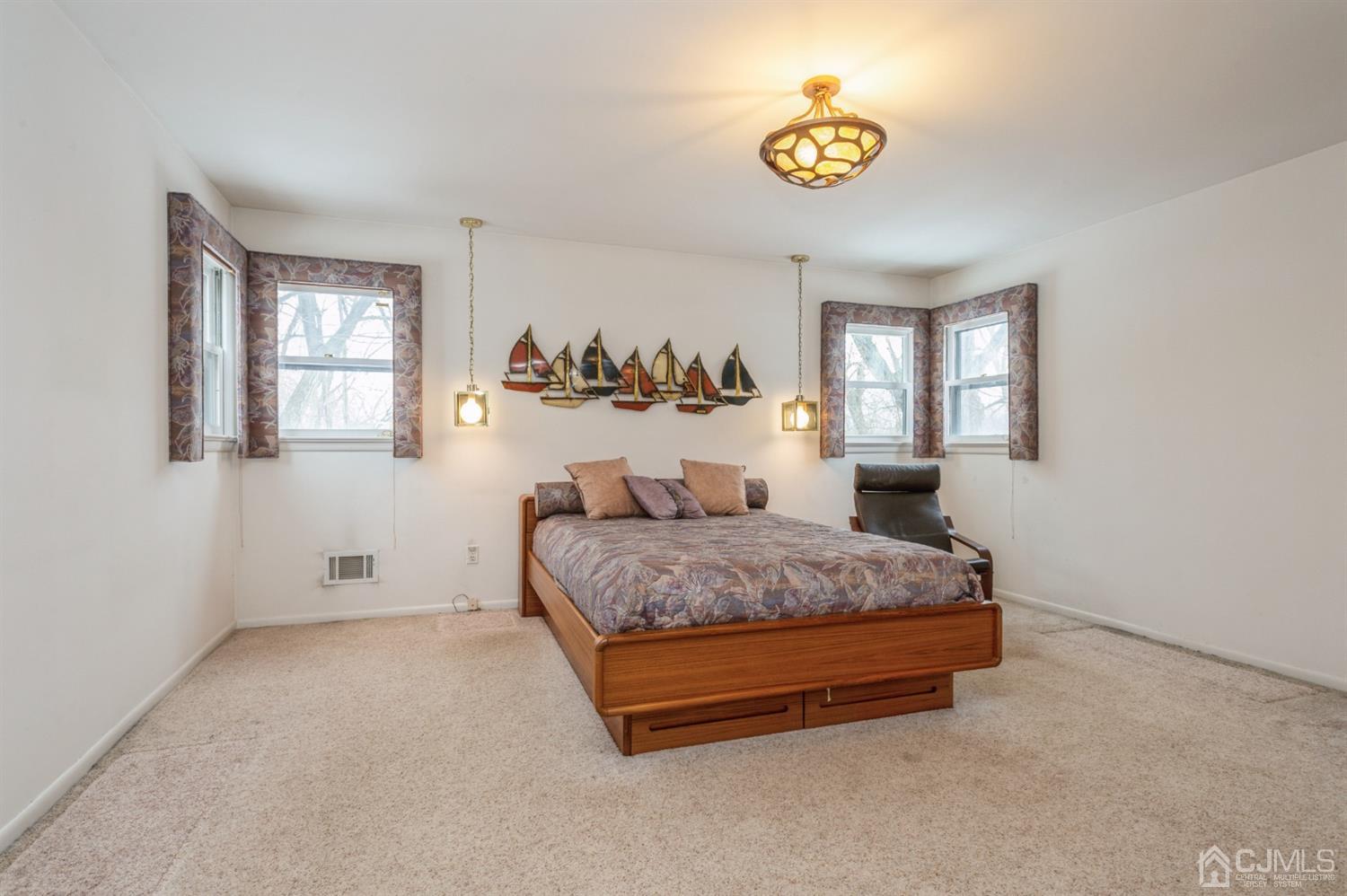 9 Wilk Road Edison, NJ 08837 - Photo 23 of 33 Gallery Image 23