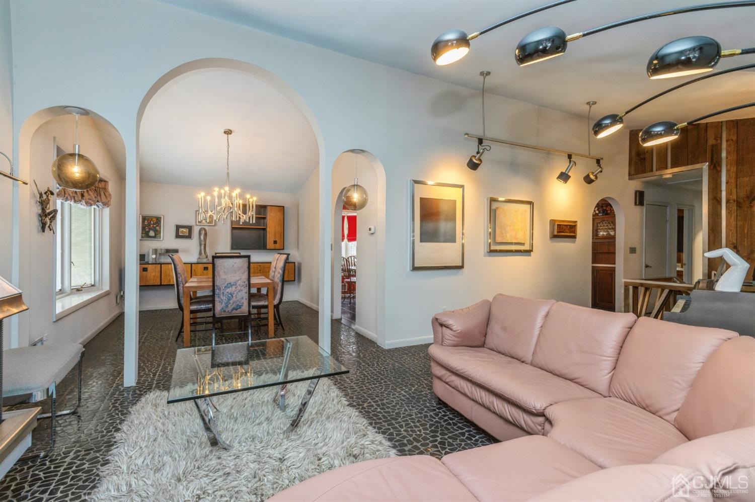 9 Wilk Road Edison, NJ 08837 - Photo 7 of 33 Gallery Image 7