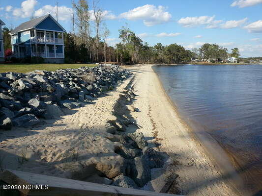 511 Neuse Village Road, Unit 5 Arapahoe, NC 28510 - Photo 20 of 20 20-Beach