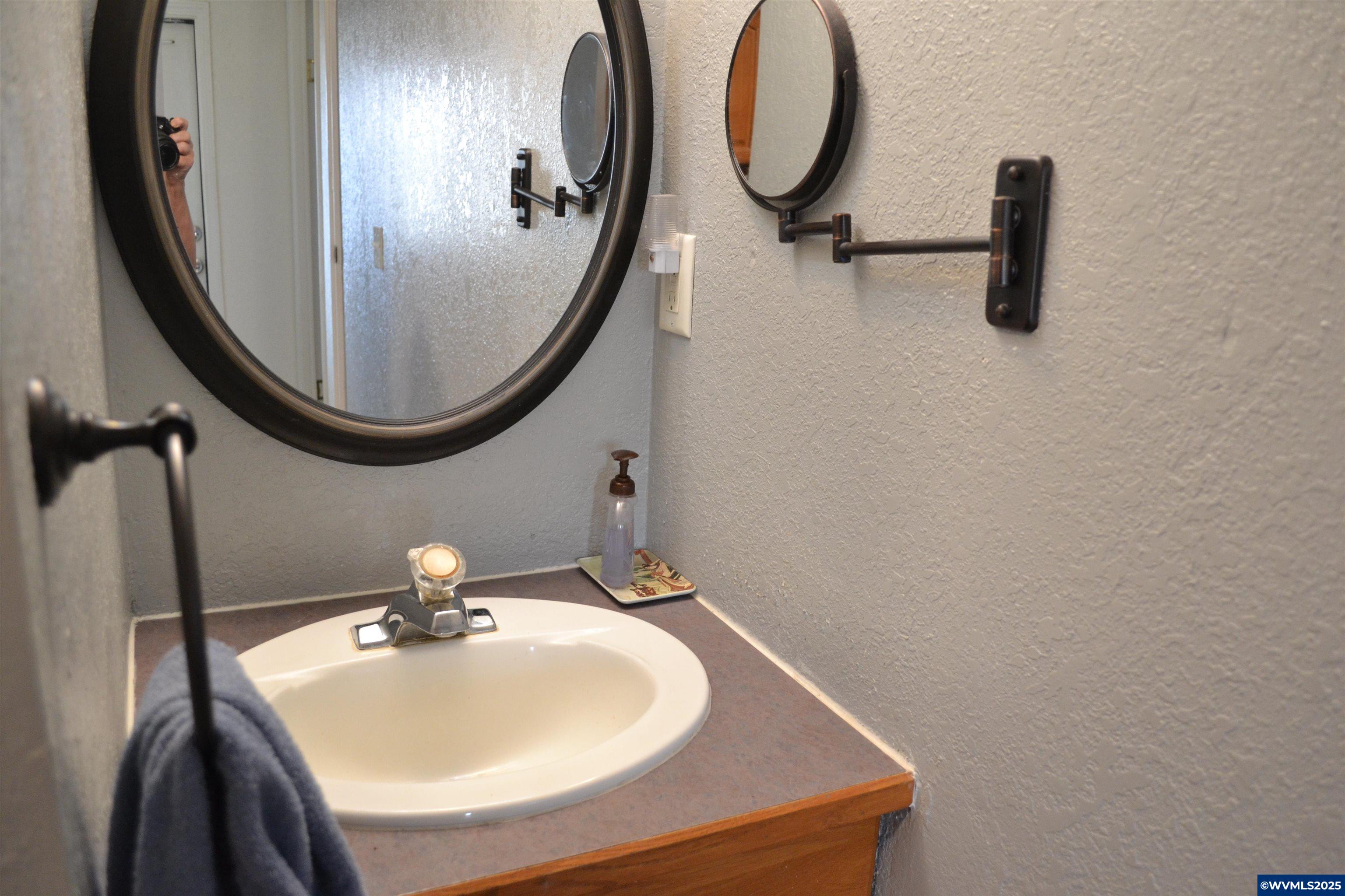 340 Northeast Crest Street, Unit 74 Sublimity, OR 97385 - Photo 18 of 27