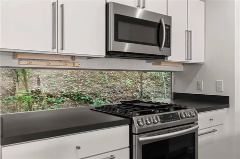 $565,000 | 920 Memorial Drive Southeast, Unit 17, Atlanta, GA 30316