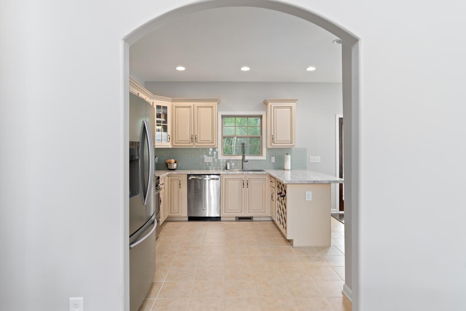 1659 Raven Road Clarksville, TN 37042 - Photo 8 of 26 Gallery Image 8