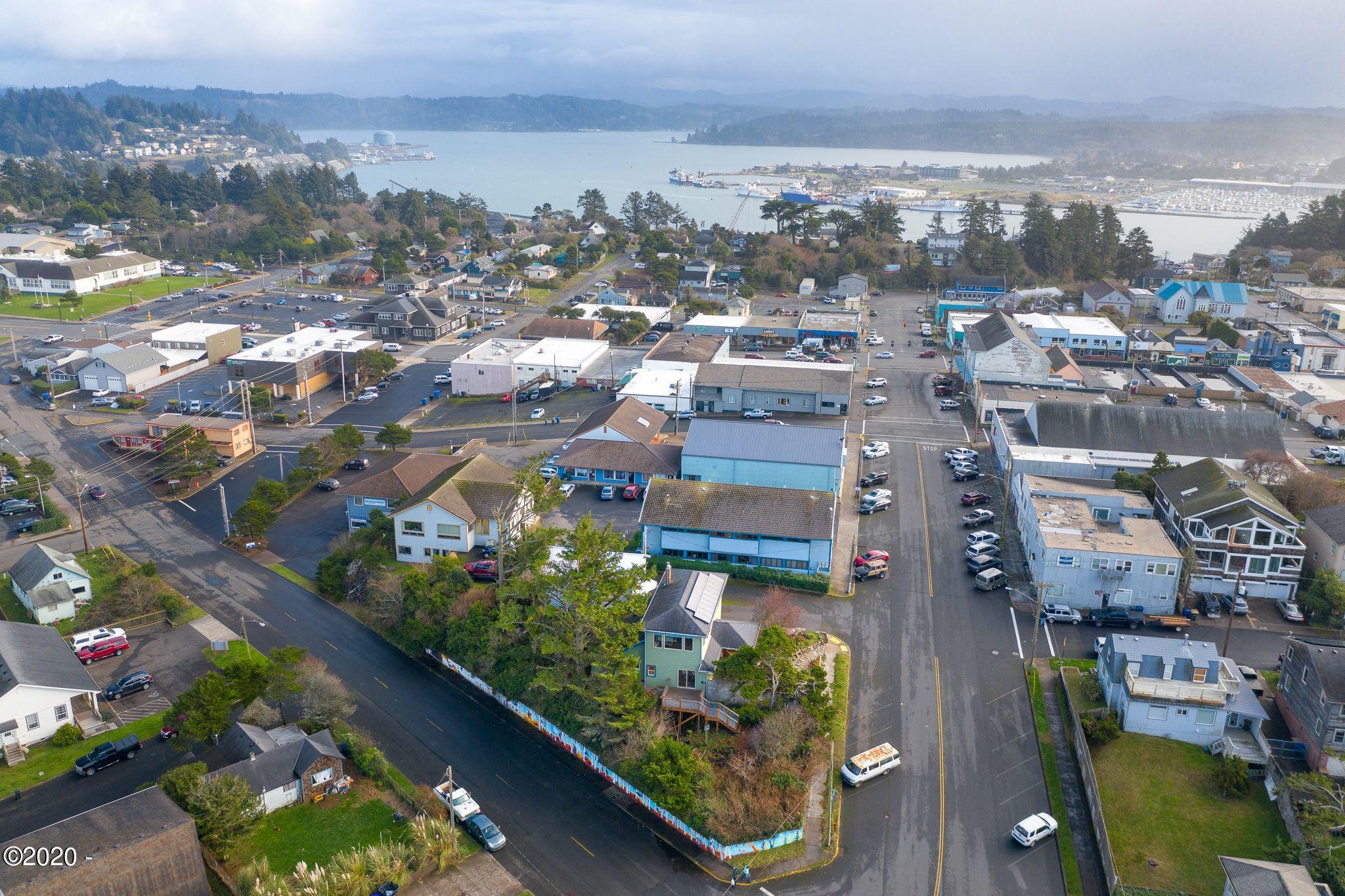 517 Southwest Hurbert Street Newport, OR 97365 - Photo 50 of 56 517SWHurbertAerial (8)