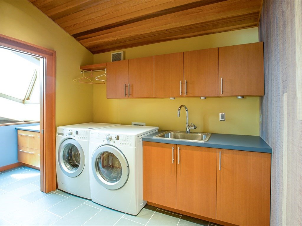1521 East Overbluff Road Spokane, WA 99203 - Photo 17 of 20 Gallery Image 17