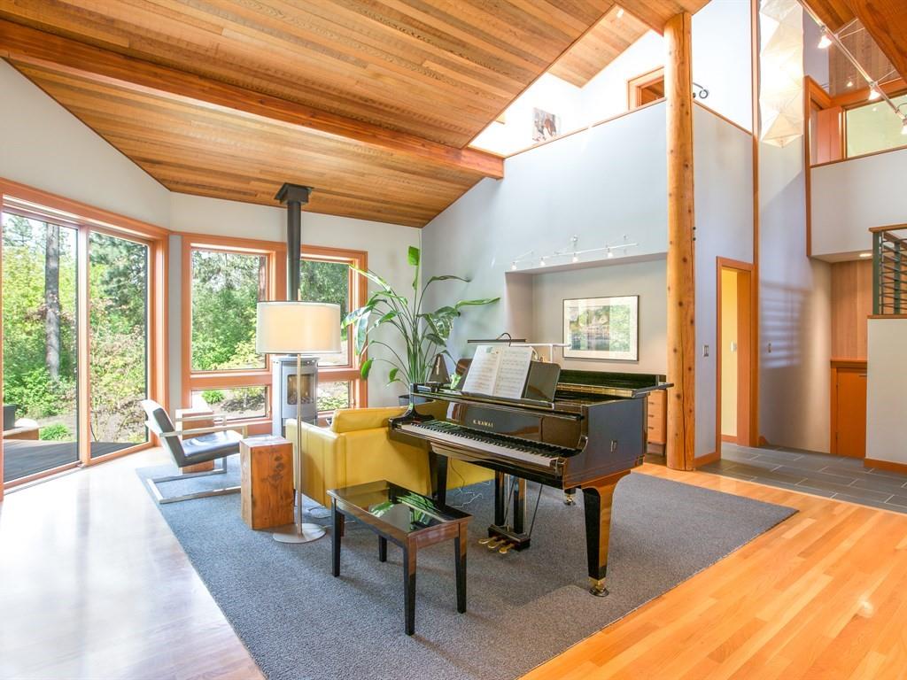 1521 East Overbluff Road Spokane, WA 99203 - Photo 4 of 20 Gallery Image 4
