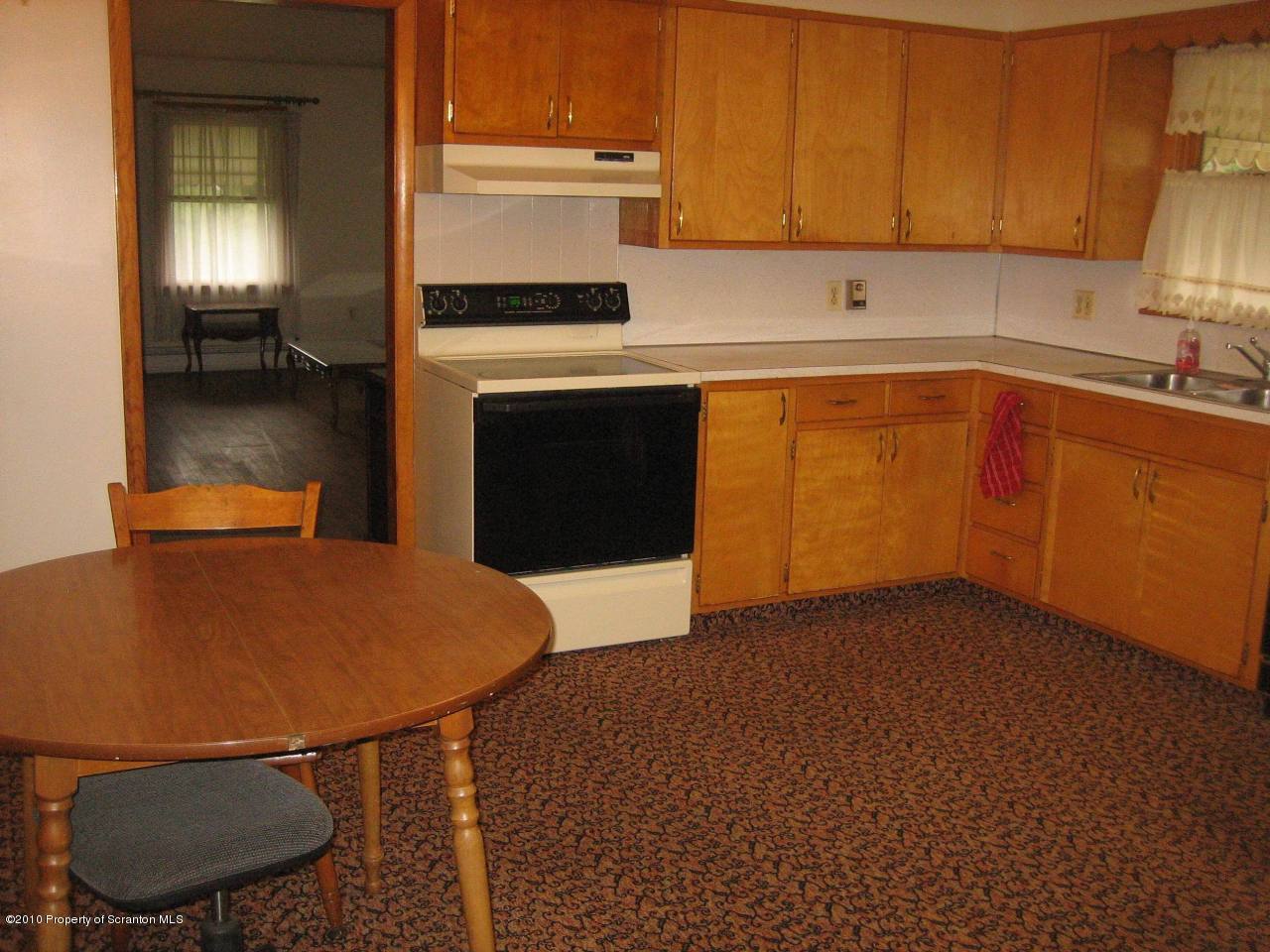 29 Myrtle Street Waymart, PA 18472 - Photo 2 of 11 Gallery Image 2