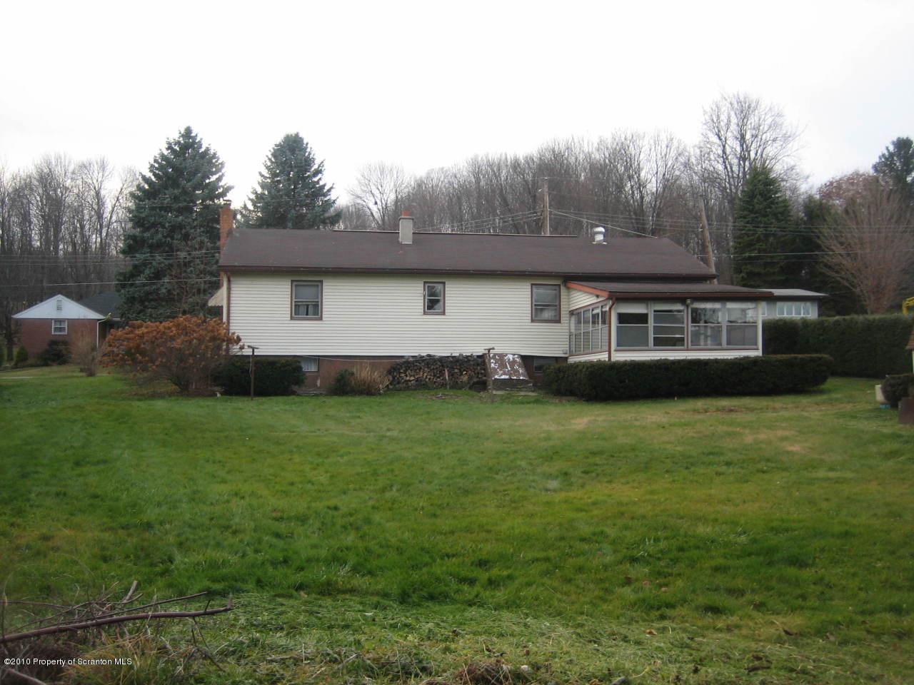 29 Myrtle Street Waymart, PA 18472 - Photo 9 of 11 Gallery Image 9