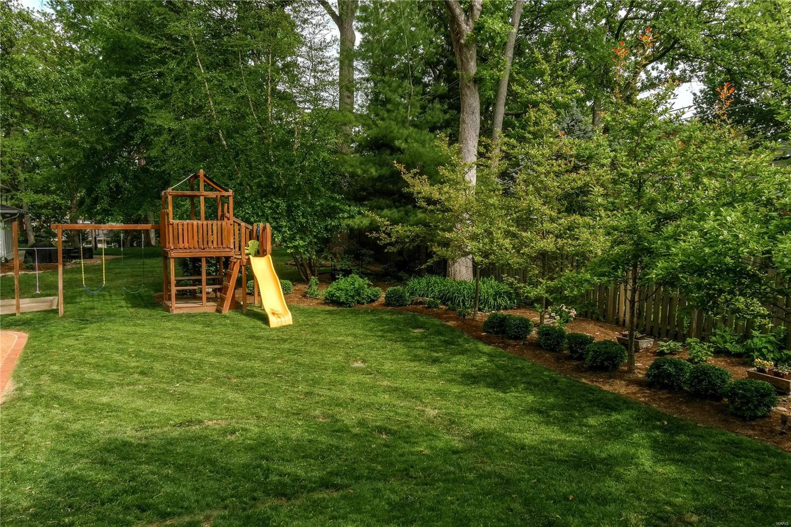9878 Wild Deer Road St. Louis, MO 63124 - Photo 32 of 35 Gallery Image 32