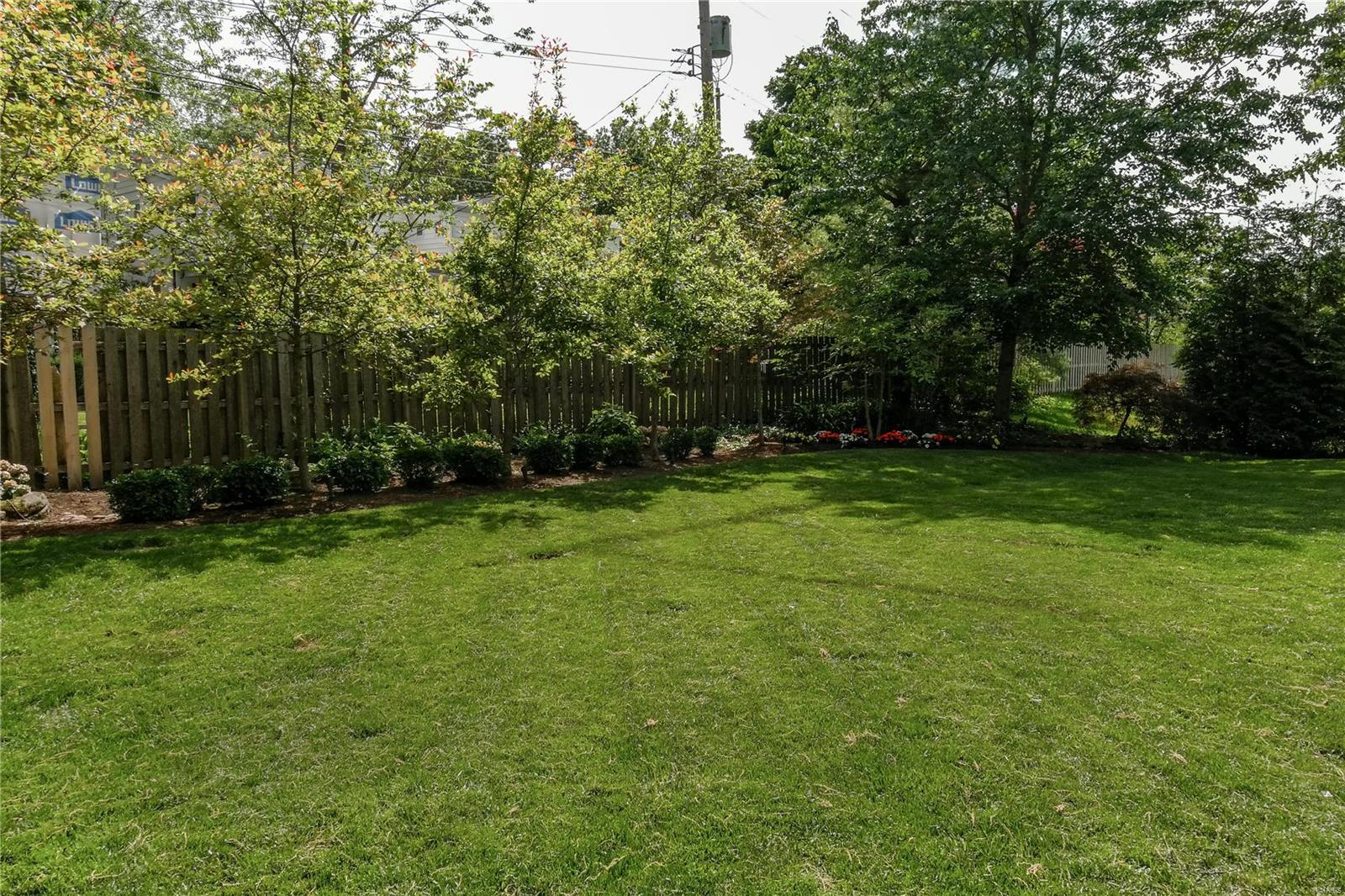 9878 Wild Deer Road St. Louis, MO 63124 - Photo 33 of 35 Gallery Image 33