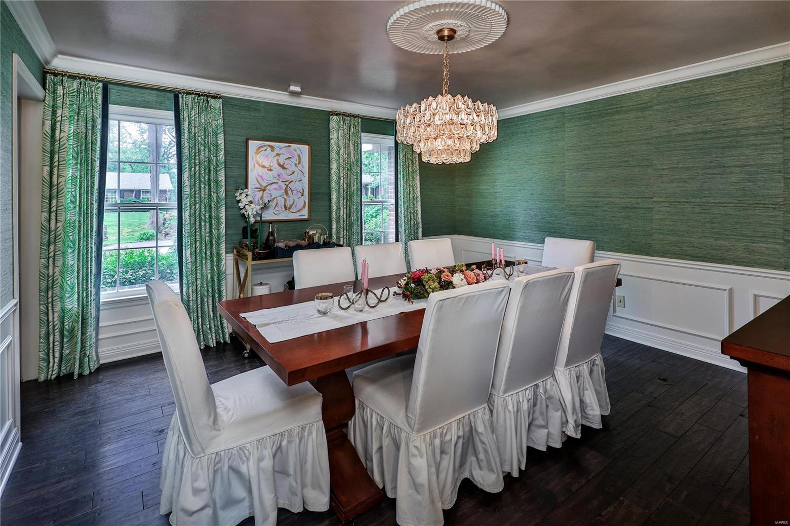 9878 Wild Deer Road St. Louis, MO 63124 - Photo 5 of 35 Gallery Image 5