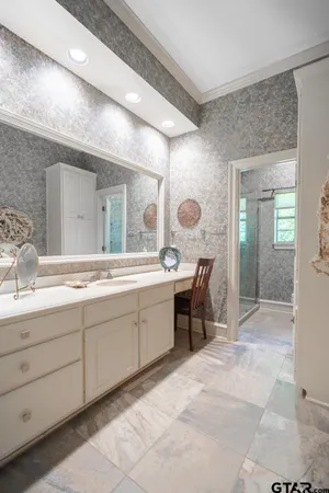 $1,432,600 | 1520 Clubview Drive, Tyler, TX 75701