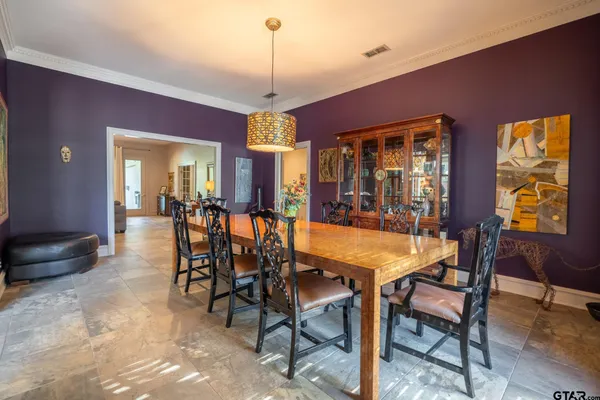 $1,432,600 | 1520 Clubview Drive, Tyler, TX 75701