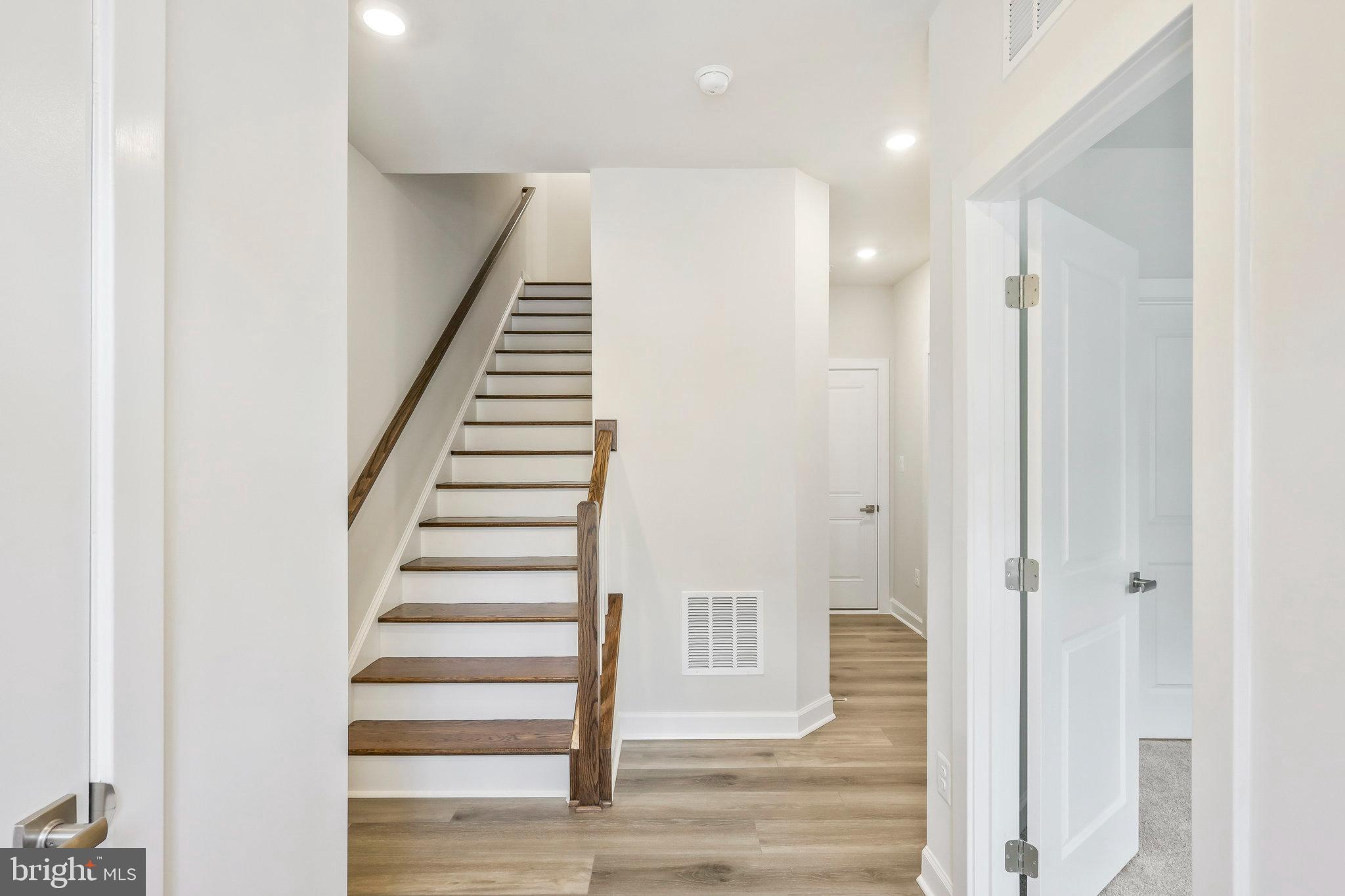 5309 8th Road South Arlington, VA 22204 - Photo 23 of 48 Gallery Image 23
