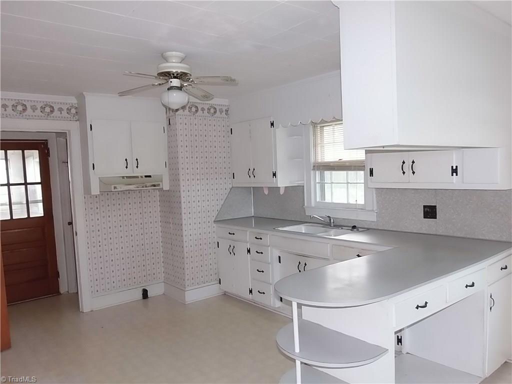 1058 Copeland School Road Dobson, NC 27017 - Photo 10 of 22 Gallery Image 10