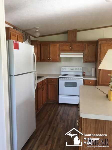 4401 Jackman Road Ida, MI 48140 - Photo 8 of 32