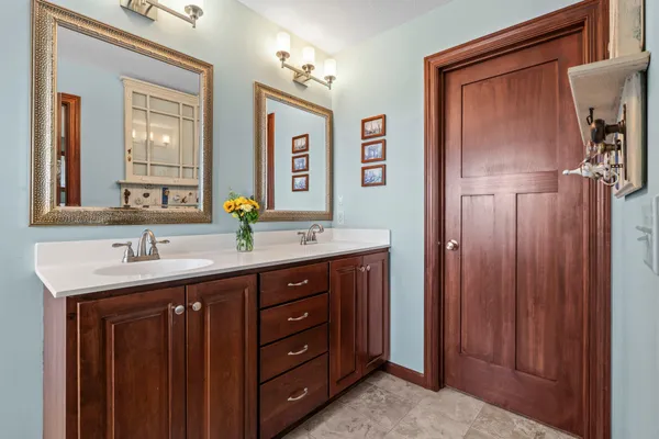 $799,900 | 485 Rosewood Road, Northfield, MN 55057