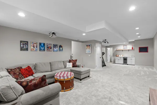 $799,900 | 485 Rosewood Road, Northfield, MN 55057