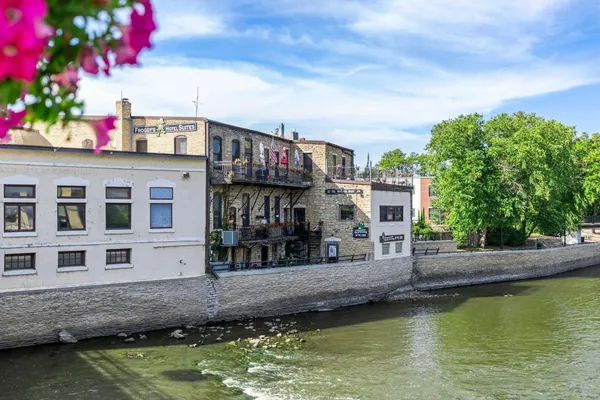 $799,900 | 485 Rosewood Road, Northfield, MN 55057