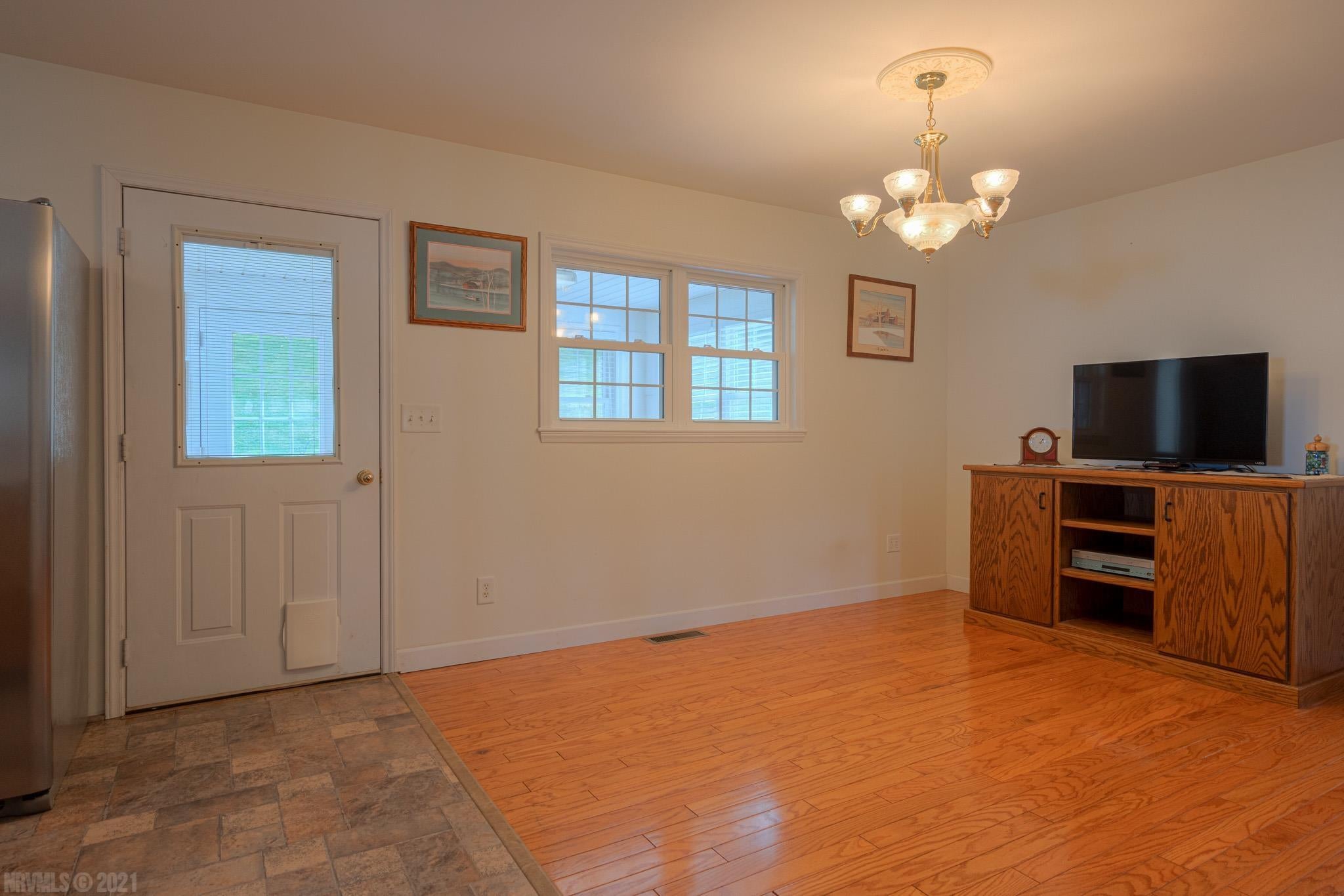 1544 Allisonia Road Hiwassee, VA 24347 - Photo 25 of 66 Gallery Image 25
