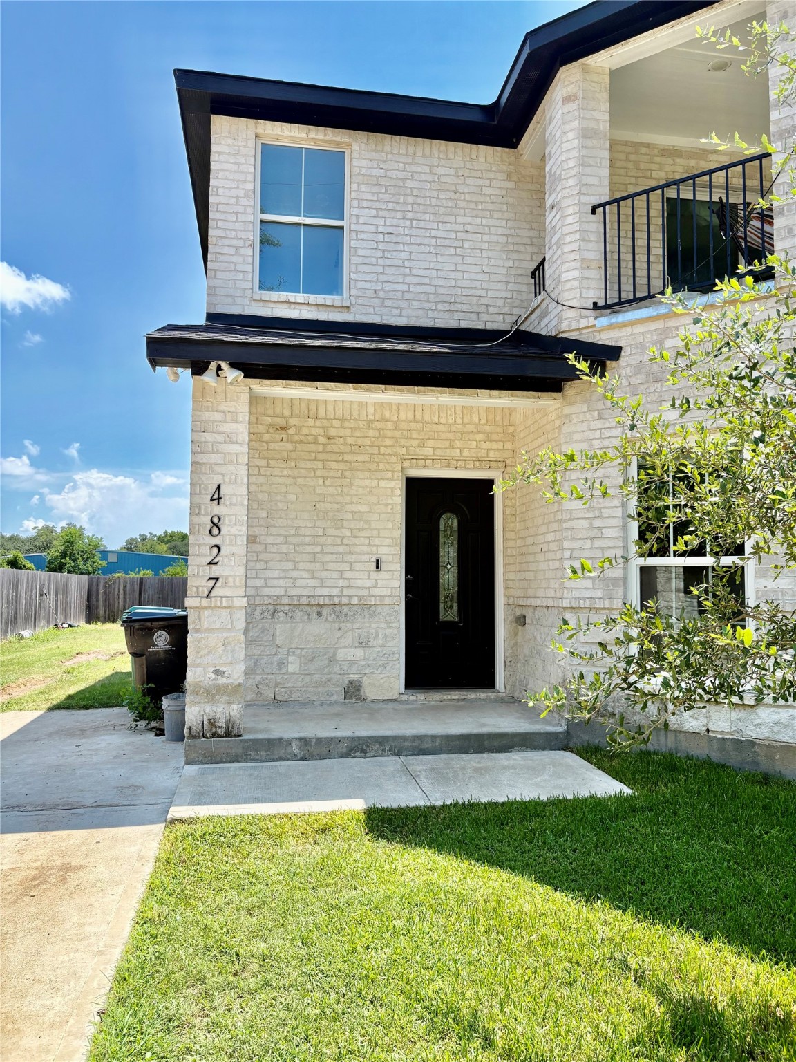 4827 1st Street Houston, TX 77504 - Photo 2 of 45