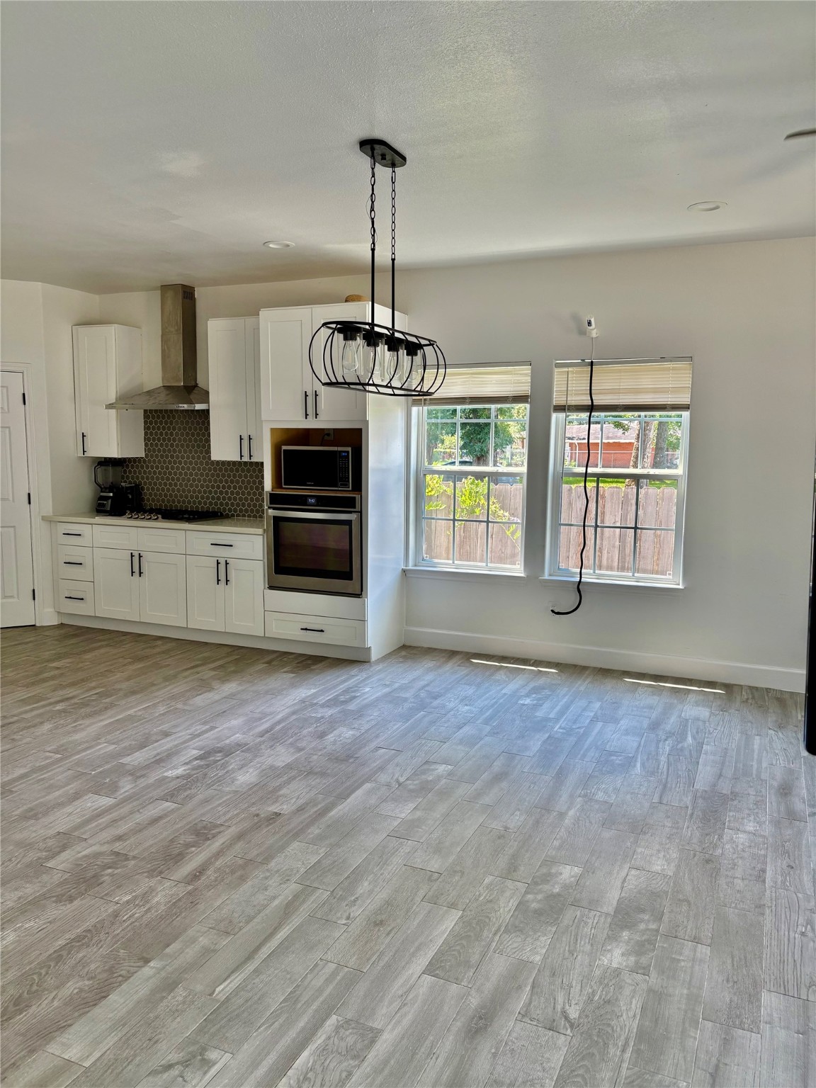 4827 1st Street Houston, TX 77504 - Photo 6 of 45