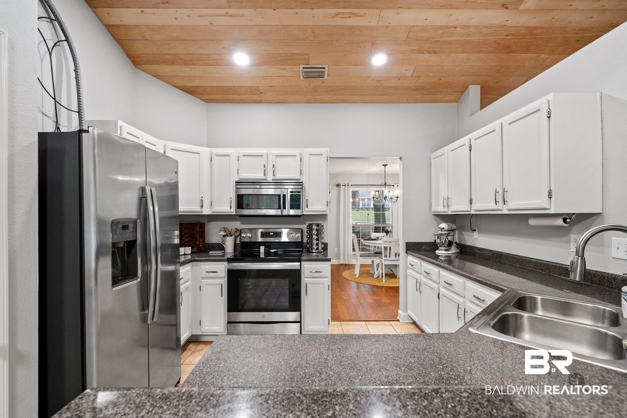 28524 Turkey Branch Drive Daphne, AL 36526 - Photo 12 of 32 Kitchen