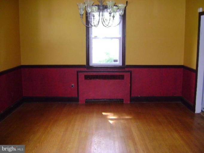 611 Stamford Road Baltimore, MD 21229 - Photo 6 of 10 Dining Room