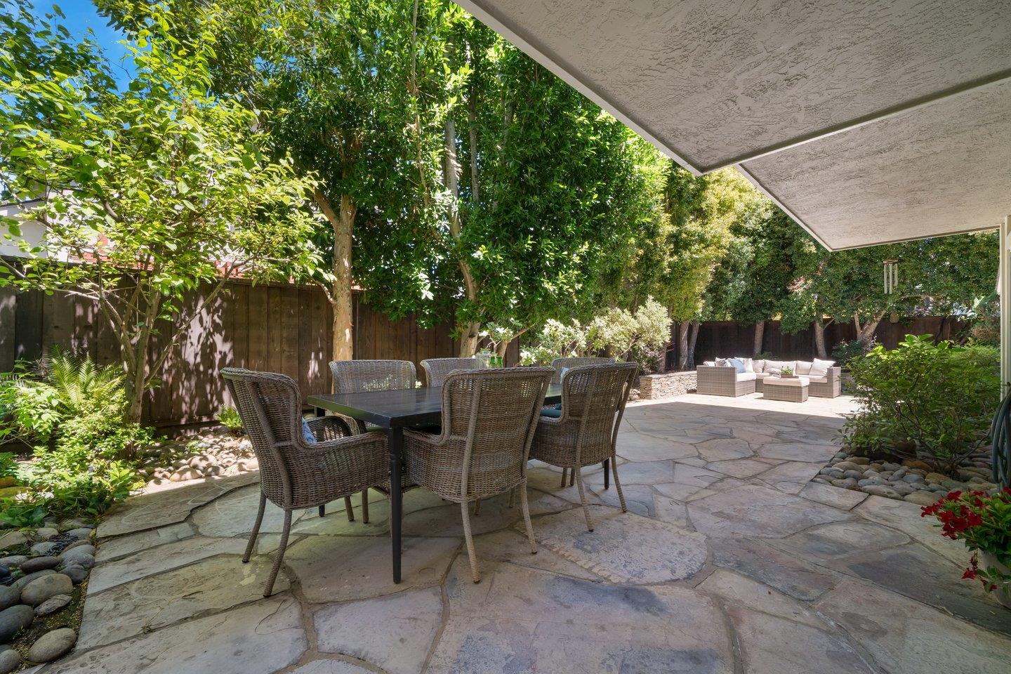 603 Cornwallis Lane Foster City, CA 94404 - Photo 32 of 36 a view of a tables and chairs in the patio