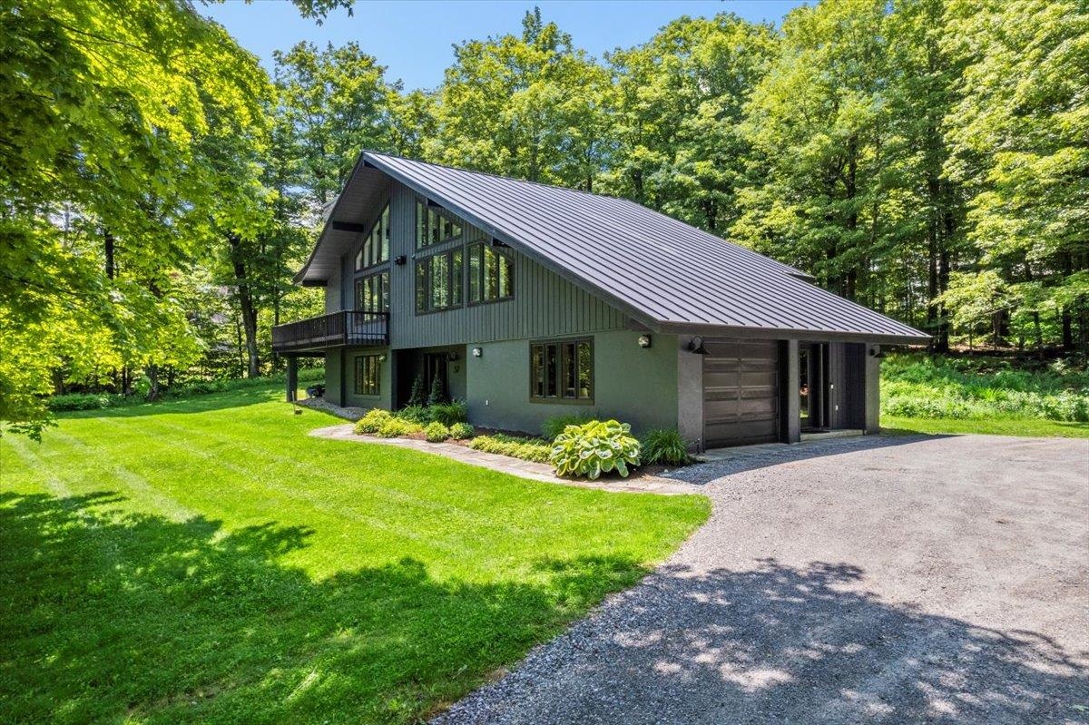 37 West Ridge Road Winhall, VT 05340 - Photo 8 of 17