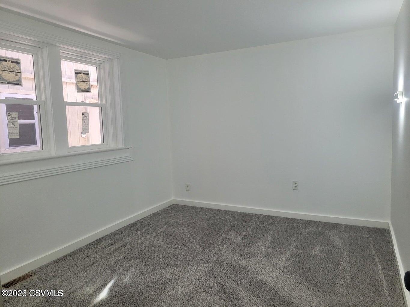 348 Arch Street Sunbury, PA 17801 - Photo 8 of 11