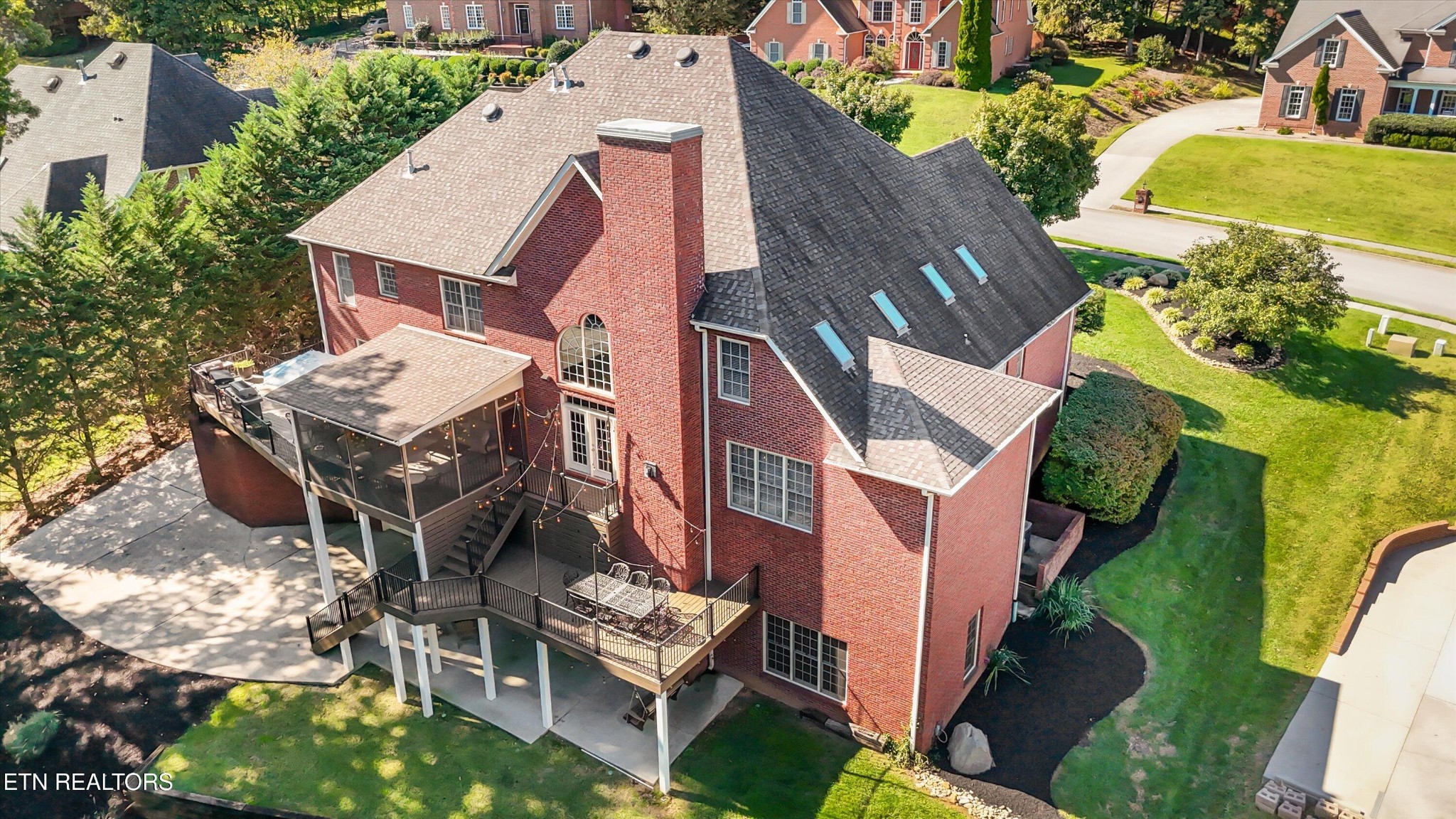 12820 High Oak Road Knoxville, TN 37934 - Photo 50 of 60 an aerial view of a house with a garden