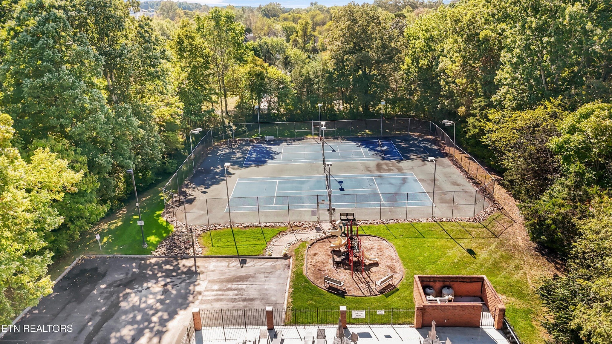 12820 High Oak Road Knoxville, TN 37934 - Photo 56 of 60 a view of a back yard