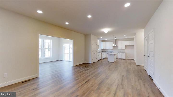 209 West Maple Road Linthicum Heights, MD 21090 - Photo 12 of 21 Interior (General) - Options Shown