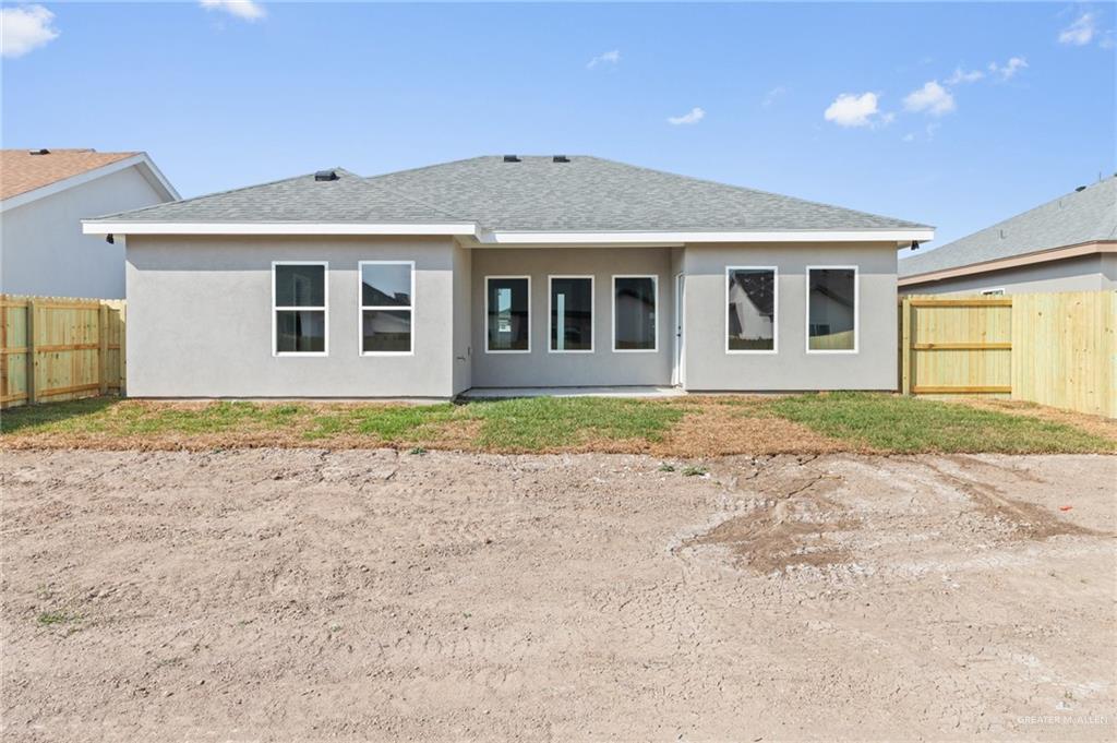 18022 Spruce Street Combes, TX 78552 - Photo 4 of 17