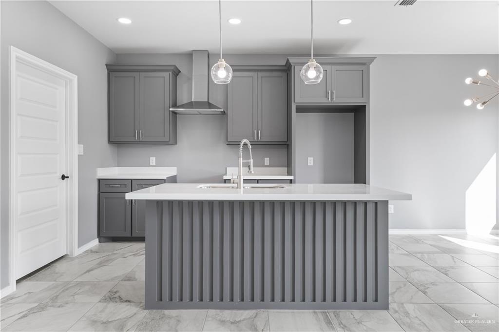 18022 Spruce Street Combes, TX 78552 - Photo 8 of 17