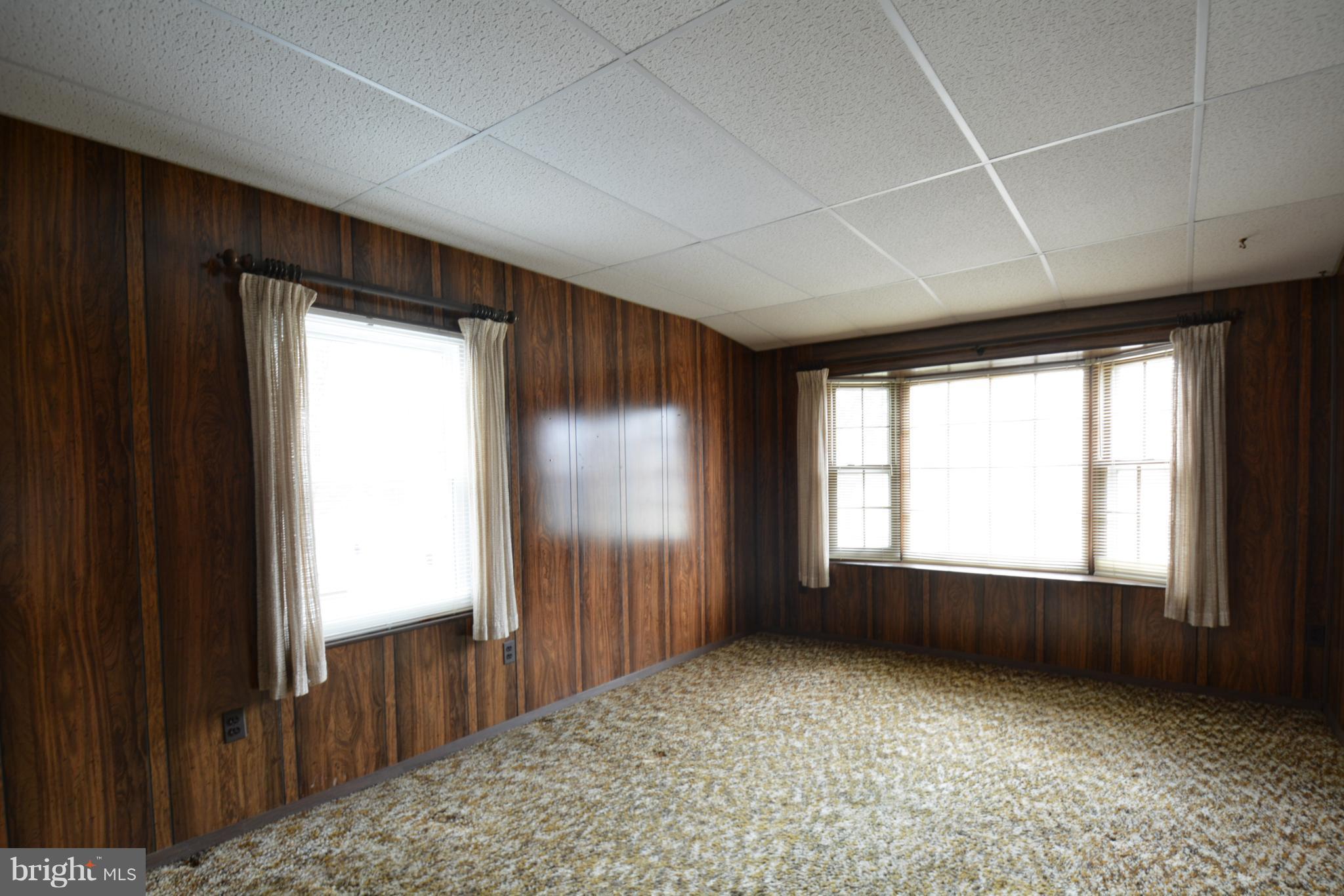 5807 Flanders Street Springfield, VA 22150 - Photo 13 of 30 Family Room