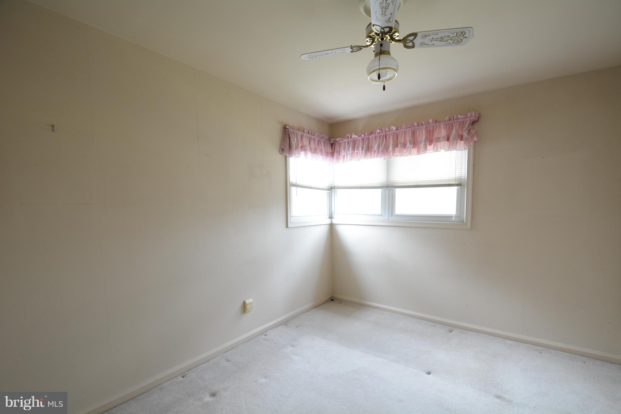 5807 Flanders Street Springfield, VA 22150 - Photo 17 of 30 Bedroom