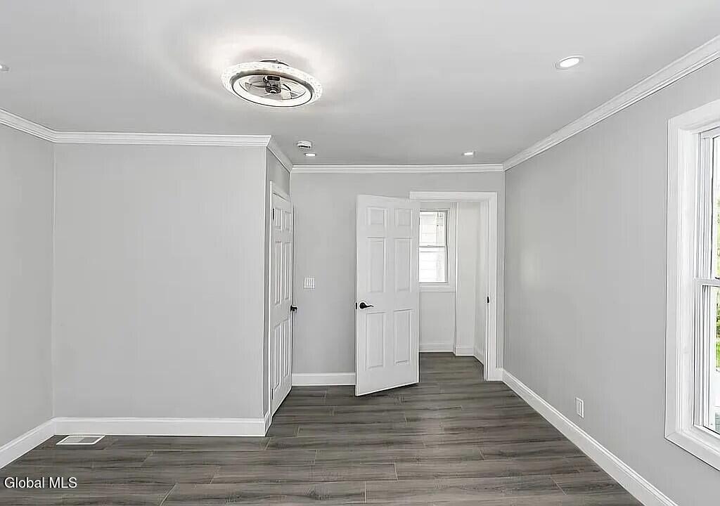 1684 Lake Boulevard Schenectady, NY 12304 - Photo 11 of 12 IMG_5168