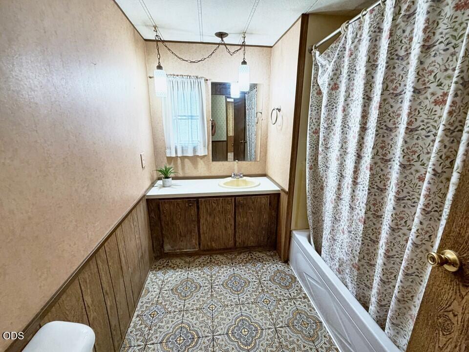 2252 Table Rock Road, Unit SPC 57 Medford, OR 97501 - Photo 14 of 25 Gallery Image 14