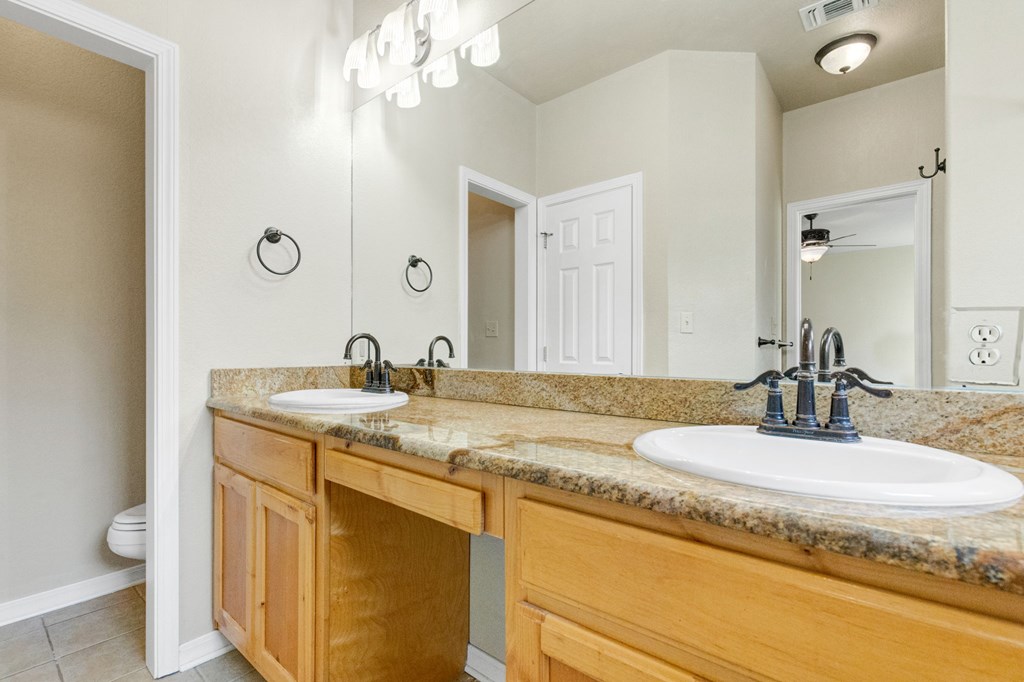 1904 Weston Loop Kerrville, TX 78028 - Photo 15 of 27