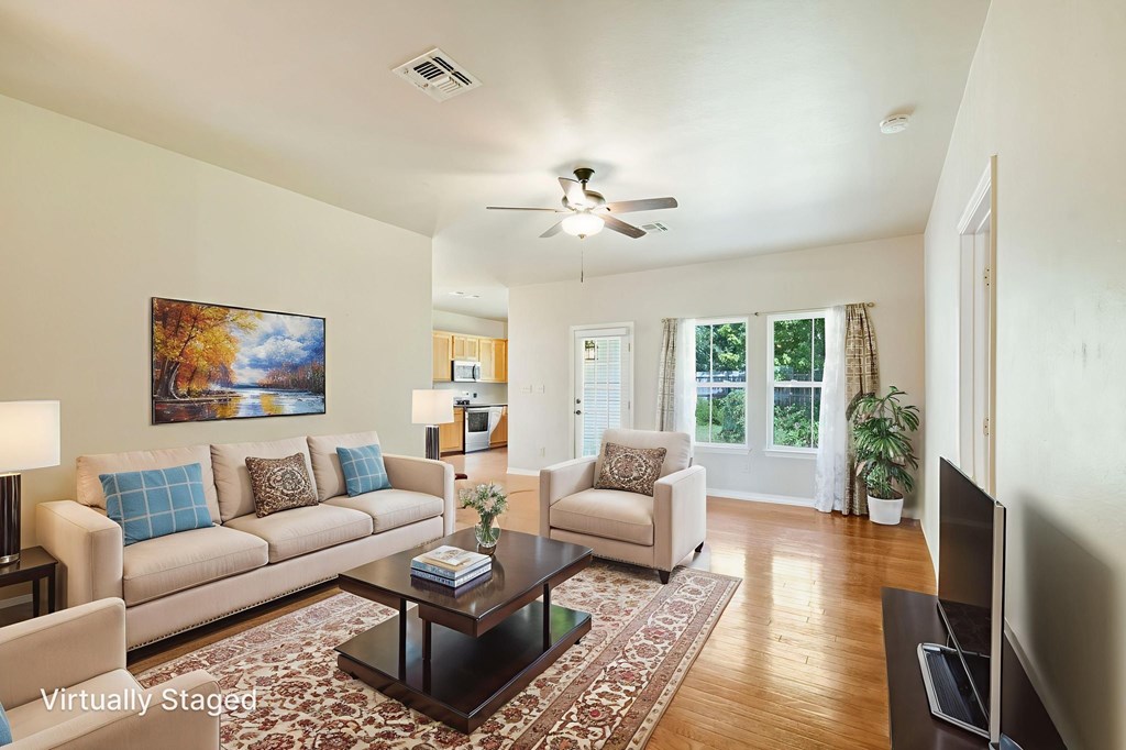 1904 Weston Loop Kerrville, TX 78028 - Photo 6 of 27