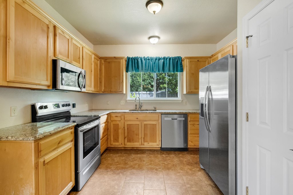 1904 Weston Loop Kerrville, TX 78028 - Photo 9 of 27