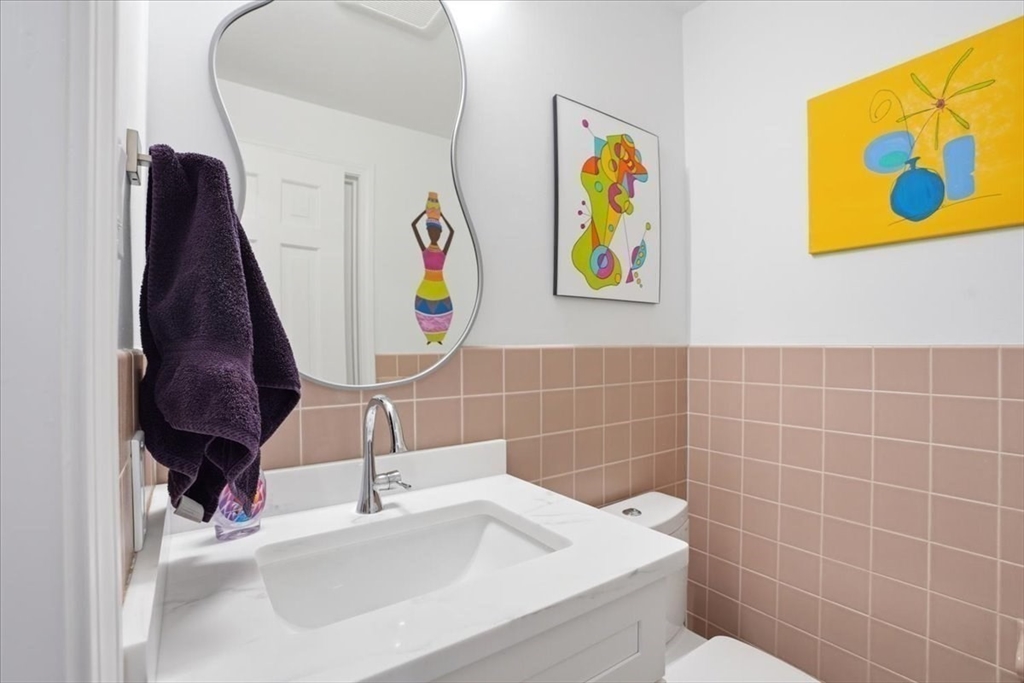89 River Road Hanover, MA 02339 - Photo 27 of 38